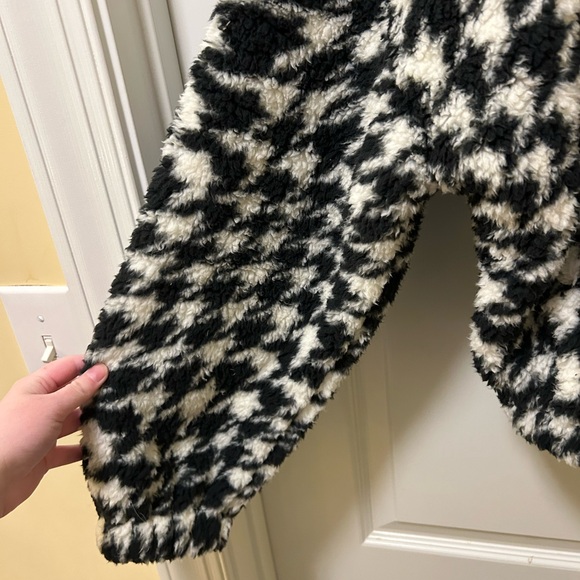 🐆3/$15 NWT SO houndstooth jacket - Picture 5 of 9